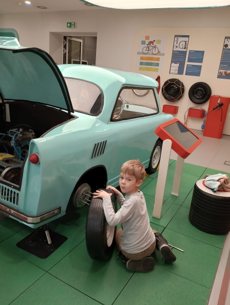 Muzeum Techniki i Komunikacji