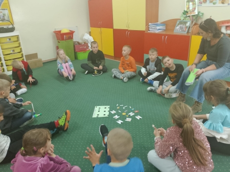 Godzina dla Młodych Głów: Bądź kumplem, nie dokuczaj!